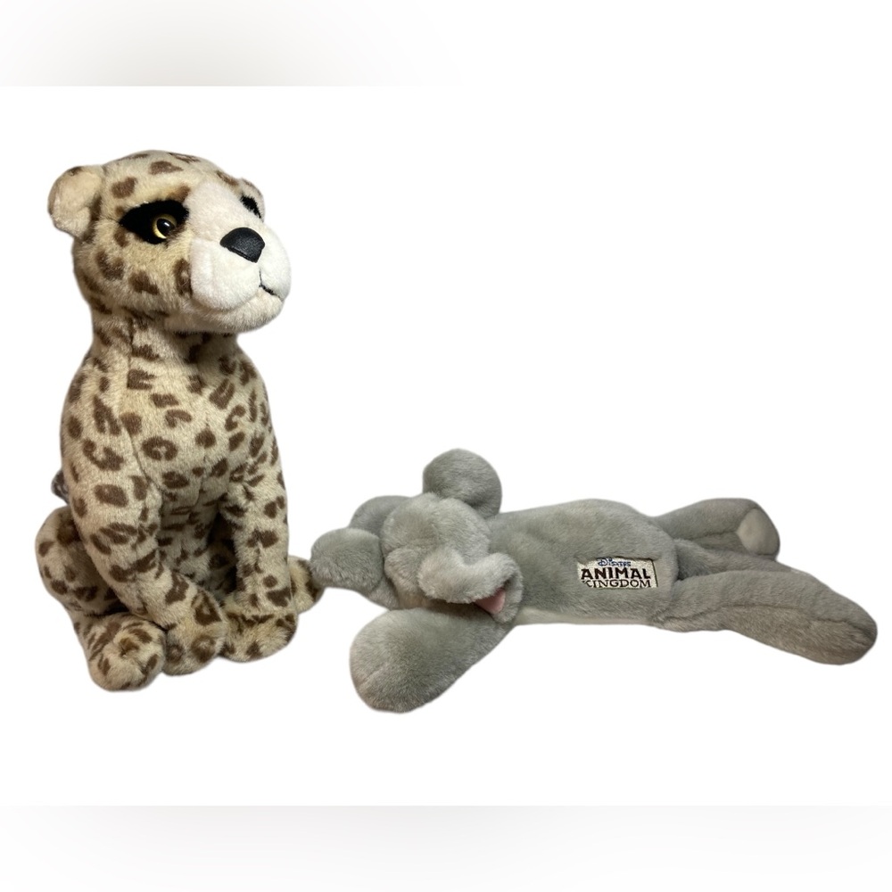 Lot - 2 VTG Disney Animal Kingdom Plush Cheetah Leopard Elephant Ear Button WDW